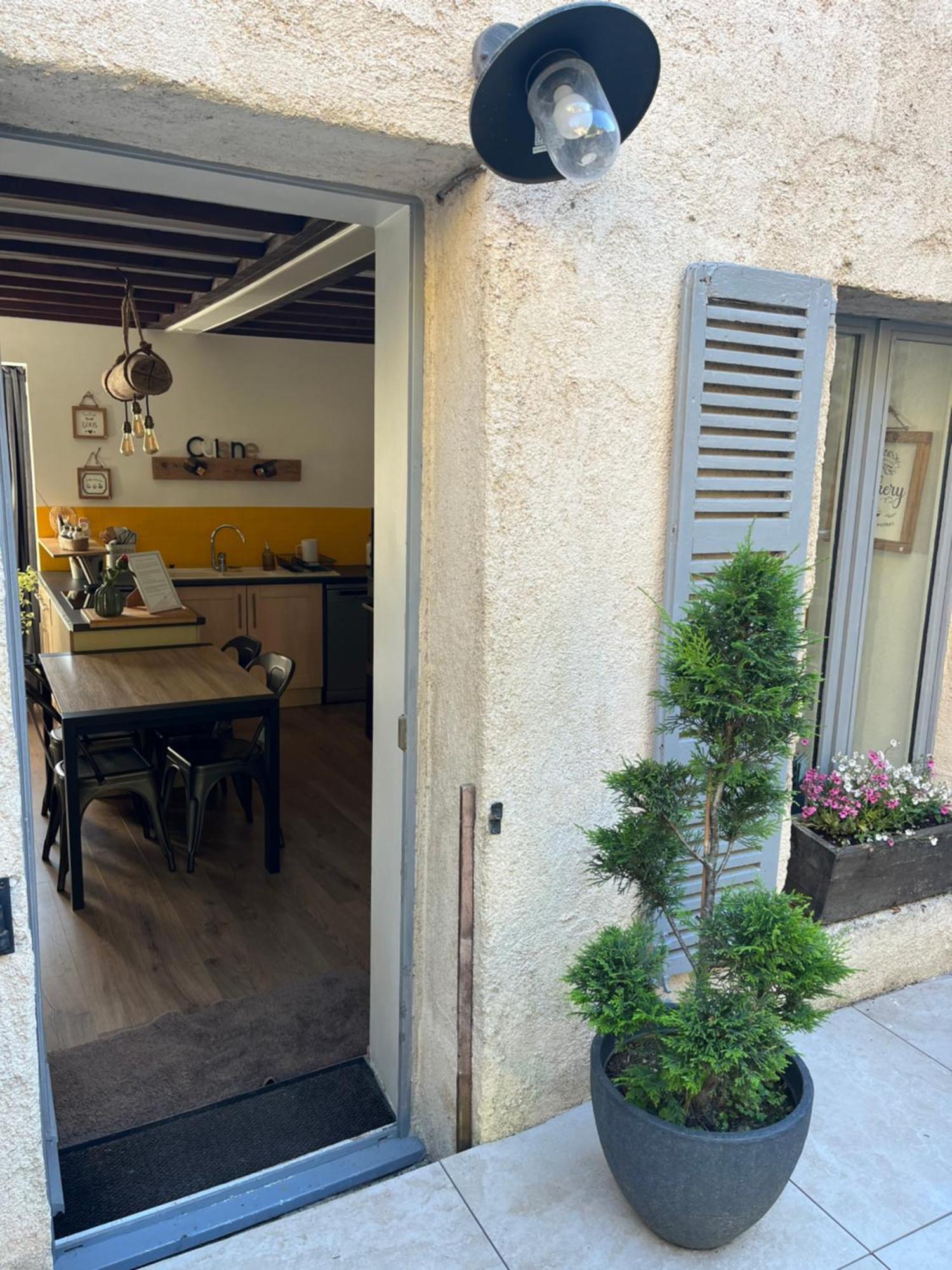 Maison Cosy En Plein Centre Ville Semur-en-Auxois Exteriér fotografie